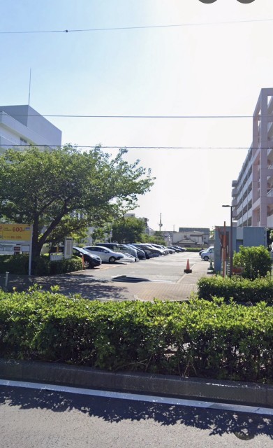 鷹合3丁目2-2駐車場の駐車場写真