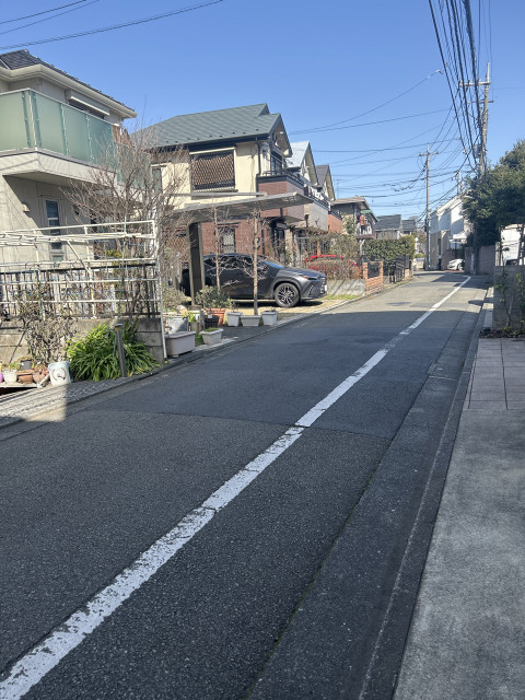 東つつじケ丘2丁目26-12駐車場の駐車場写真