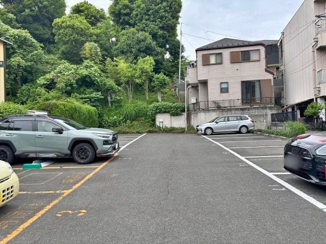駐車場写真2