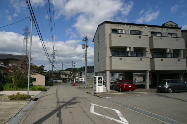 メゾン･ド･TESTONI【C520】の駐車場写真