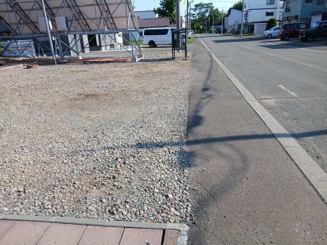 元町三条東５丁目1-16駐車場の駐車場写真