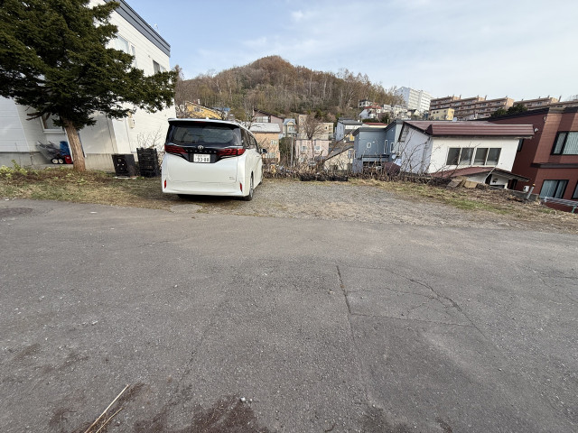 カムイガーデン駐車場の駐車場写真