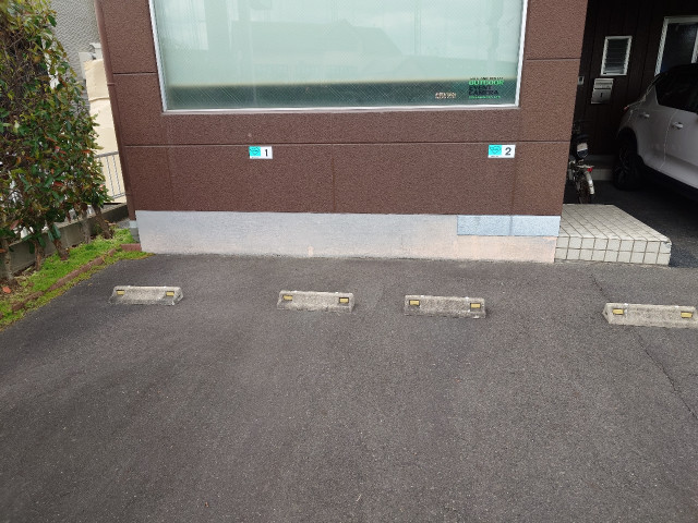 Greenhinata東矢倉2丁目34-27駐車場の駐車場写真