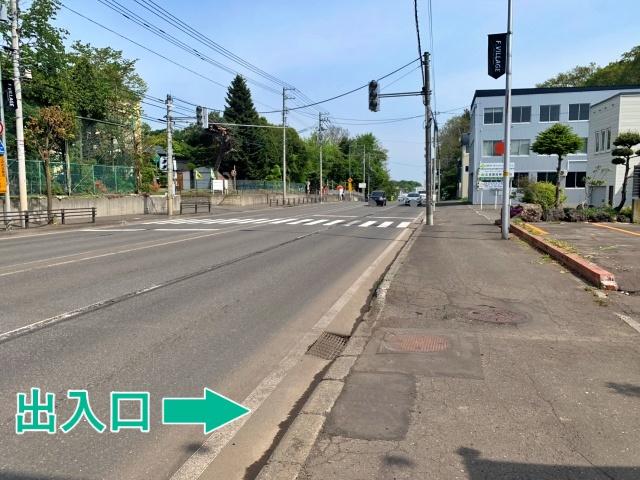 北広島市中央４丁目6-6駐車場の駐車場写真