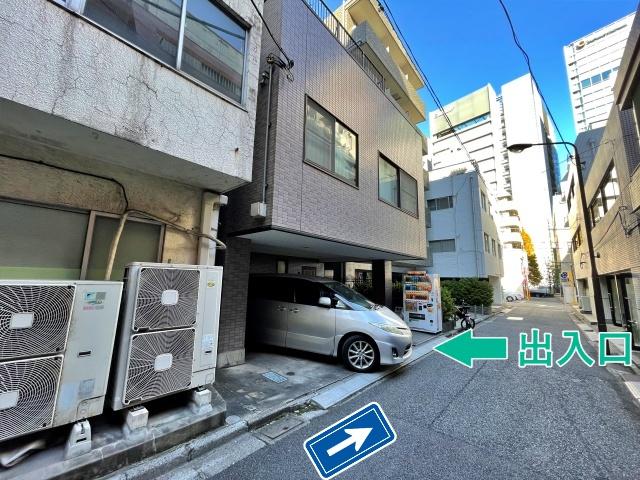 飯田橋2丁目13駐車場の駐車場写真