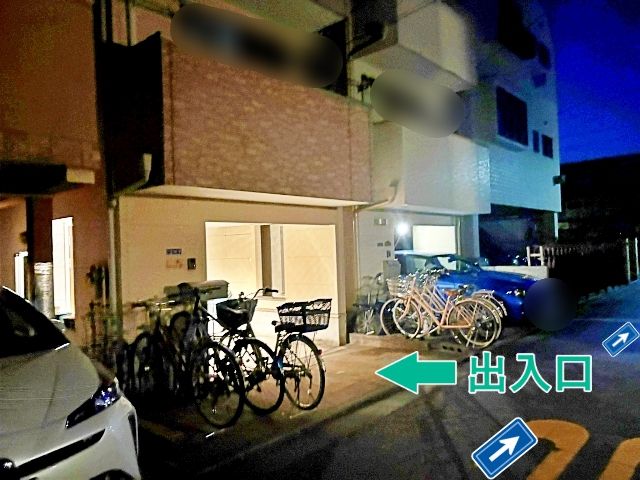 [4caee]中央3丁目14▽個人宅_アキッパ駐車場の駐車場写真