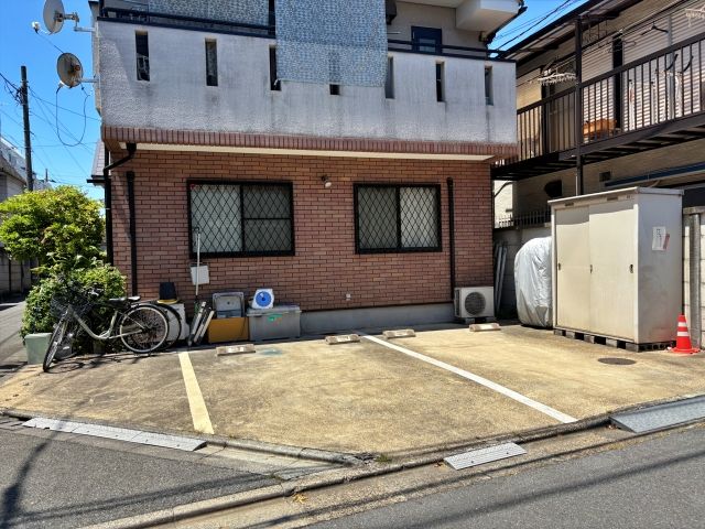駐車場写真2