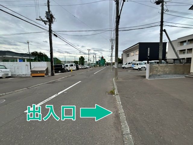 南区真駒内上町2丁目6-1 個人宅◉アキッパ駐車場【カーポート下・イベント限定】の駐車場写真