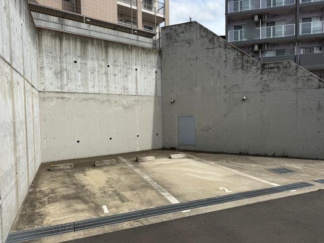 白子3丁目4 サンロレンツォK☆アキッパ駐車場の駐車場写真