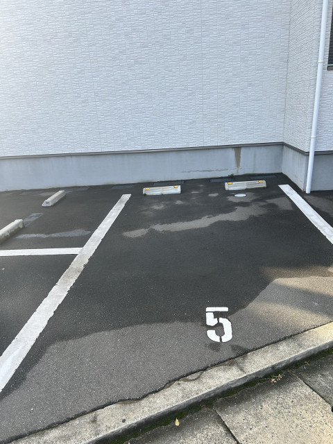 高木3丁目16-6駐車場の駐車場写真