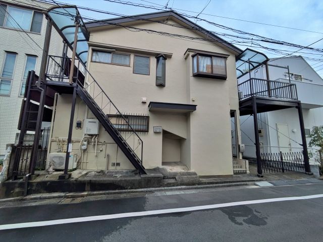 [4dc74]西が丘1丁目21 個宅アキッパ駐車場の駐車場写真