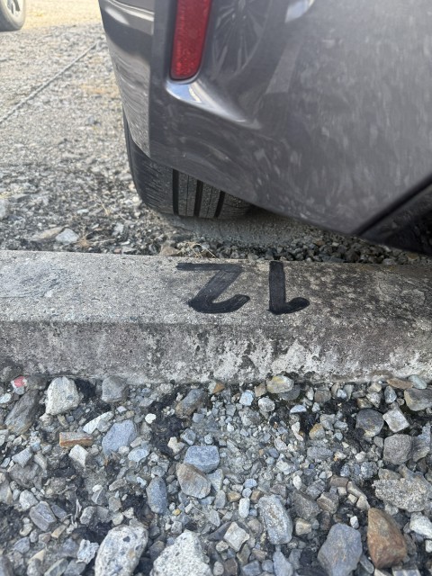 伏見２丁目駐車場　12番の駐車場写真