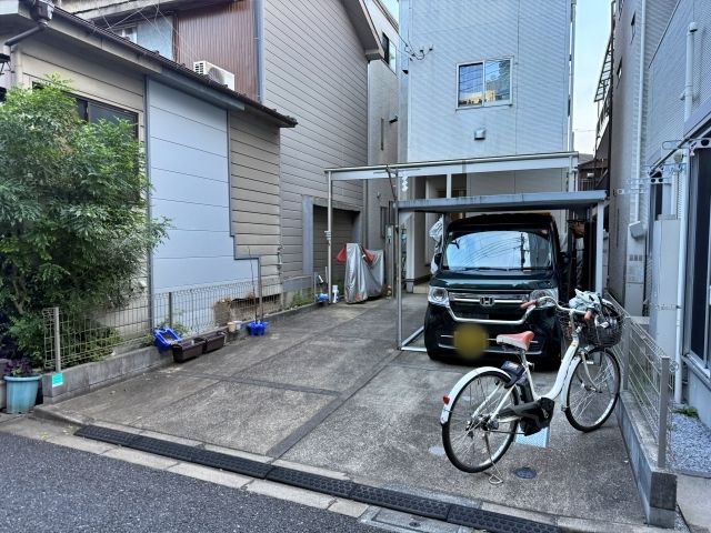 駐車場写真2