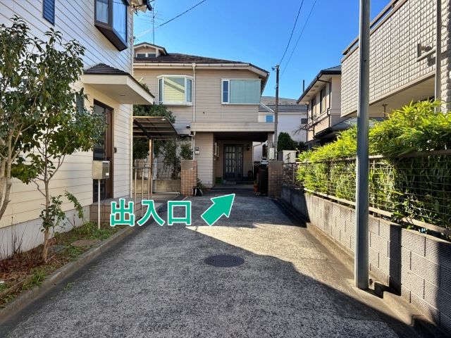 [4e2f5]中央4丁目14 門あり 個宅アキッパ駐車場の駐車場写真