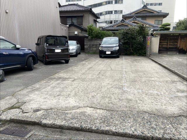 駐車場写真2