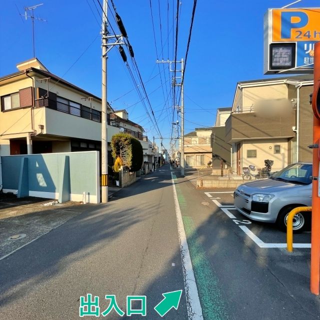 リロの駐車場 内藤1丁目の駐車場写真