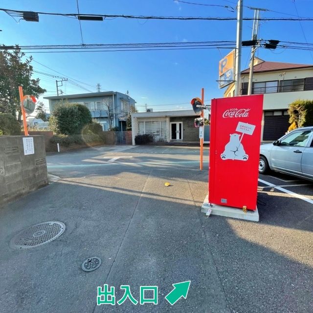 リロの駐車場 内藤1丁目の駐車場写真