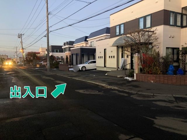 福住3条7丁目2-20駐車場【2】の駐車場写真