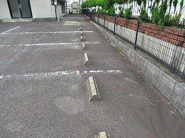 レオパレスグランツ駐車場【9725】の駐車場写真