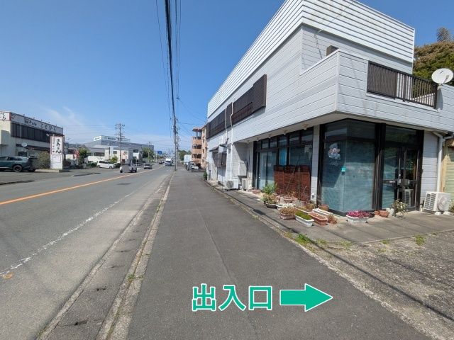 市川モータース×アキッパ駐車場の駐車場写真