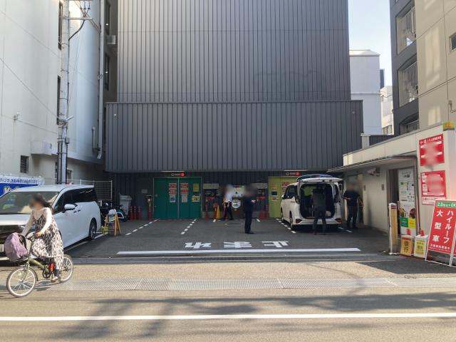 エスト心斎橋駐車場 ミドルルーフ【利用時間：9:00~22:00】【高さ制限175㎝】の駐車場写真