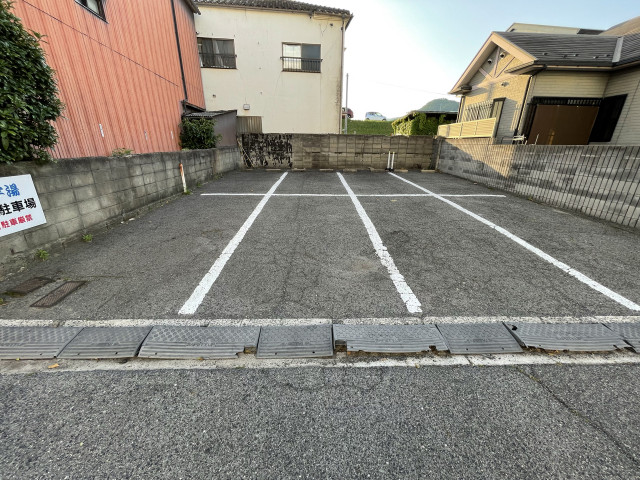 丁字湯の駐車場③番の駐車場写真
