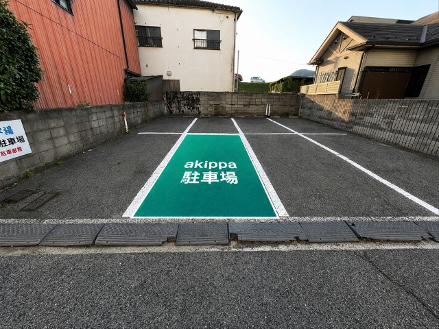 丁字湯の駐車場③番の駐車場写真