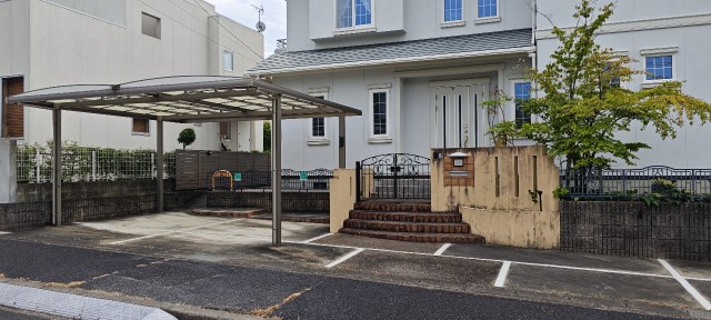 ●GROWHOUSE●試験場小裏24H屋根付駐車場の駐車場写真