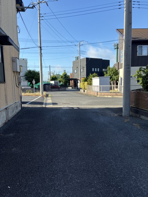 見川町2143-25駐車場の駐車場写真