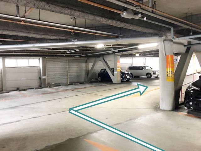 入庫手順3. ご利用の階まで上がってください