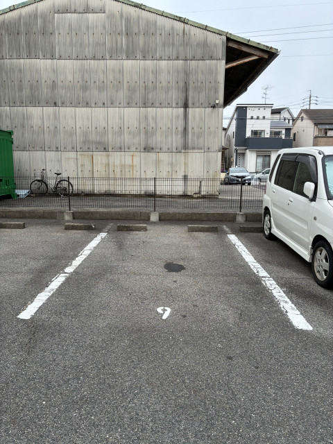 豊2丁目の駐車場写真