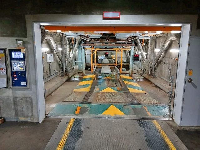 【MR車:高さ173cm以下】ホリデイ・イン&スイーツ札幌大通公園駐車場の駐車場写真