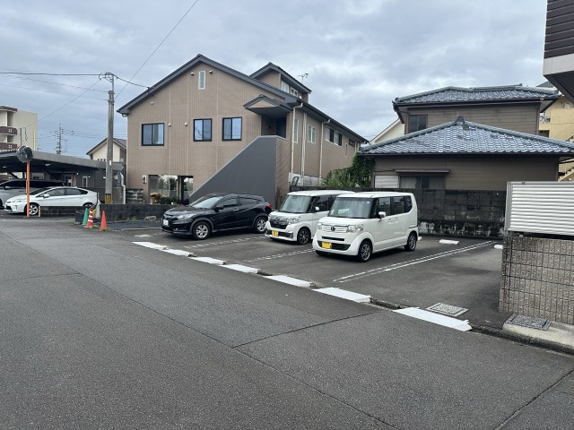 駐車場写真2