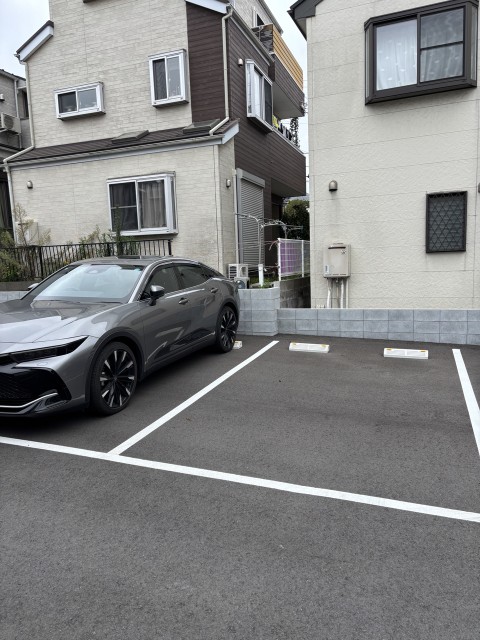 宮本8丁目30-11駐車場の駐車場写真