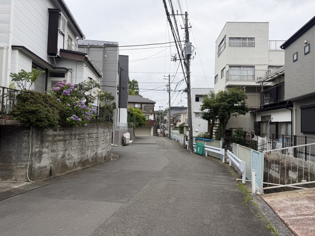 芹が谷3丁目6-1駐車場の駐車場写真