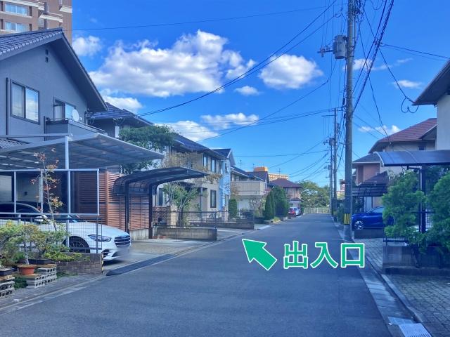 八本松2丁目3-21駐車場の駐車場写真