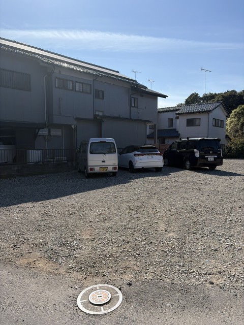 富士崎2丁目2-26駐車場の駐車場写真