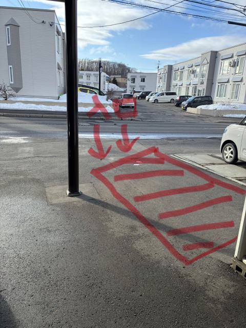 清田7条4丁目9-18駐車場の駐車場写真