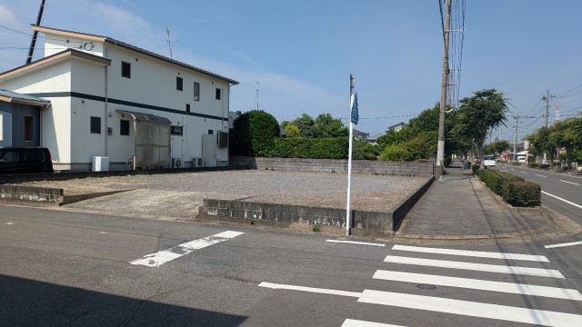 高木瀬西５丁目砂利駐車場の駐車場写真
