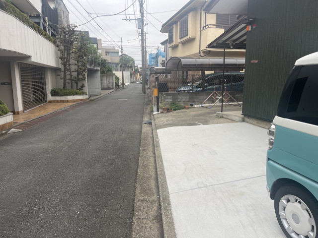 神奈川区片倉2丁目34-18駐車場の駐車場写真