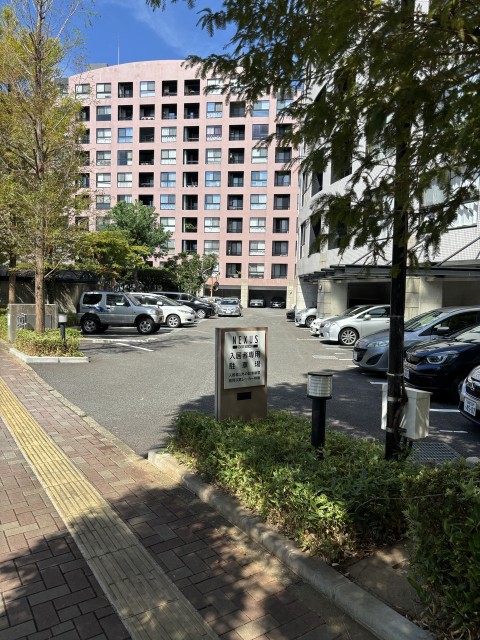 福岡県福岡市早良区百道浜の駐車場写真