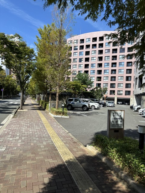 福岡県福岡市早良区百道浜の駐車場写真