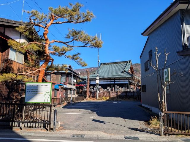 akippa リビセン駐車場【木曜のみ(翌朝10時まで利用可能)】の駐車場写真