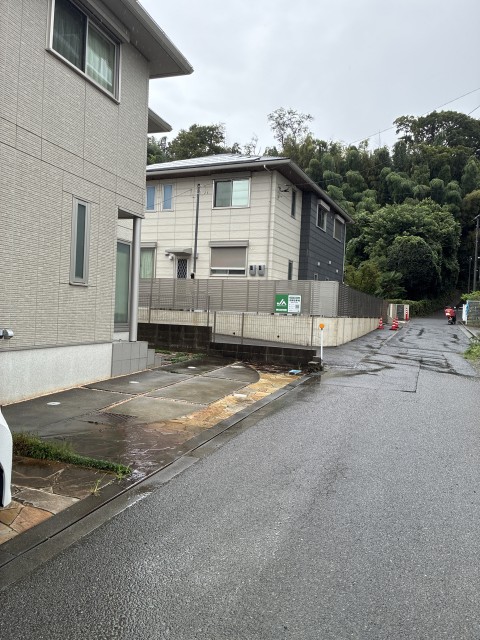 愛甲2丁目9-15駐車場の駐車場写真