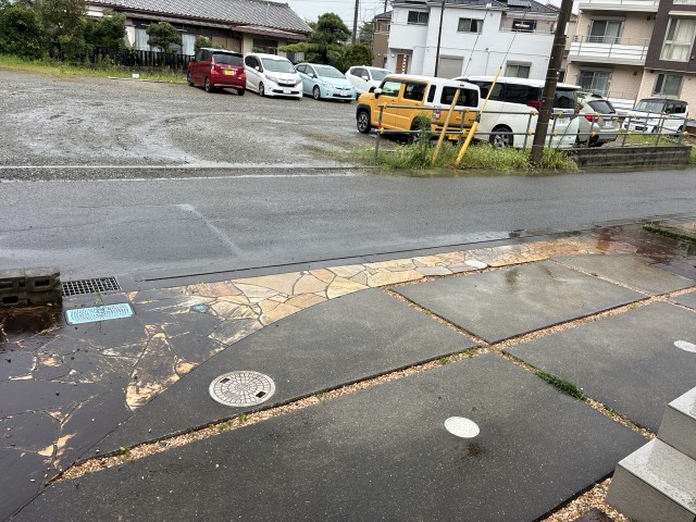 愛甲2丁目9-15駐車場の駐車場写真