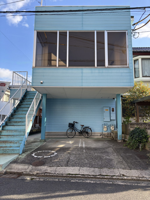 とりぎん文化会館すぐ近く！近隣に大人気飲食店あり⭐︎日曜は24時間料金可能の駐車場写真