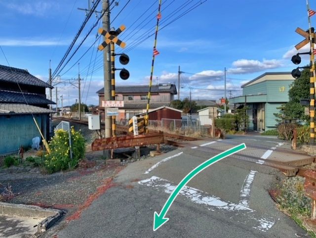 駐車場周辺①