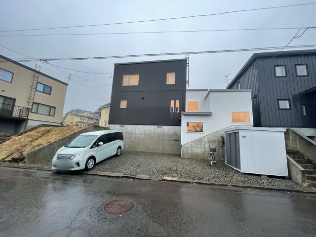 美沢2-8-16駐車場【2】の駐車場写真