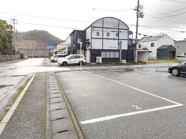米原市梅ケ原栄20駐車場の駐車場写真
