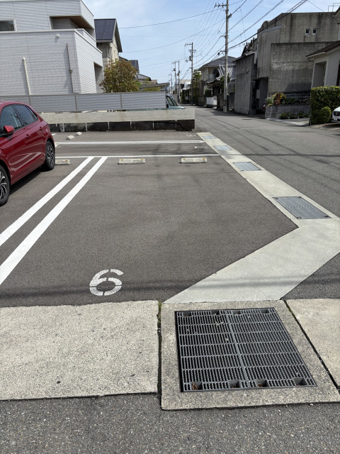 山城団地コーナー6番駐車場の駐車場写真